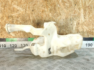 Бачок омывателя лобового стекла Mitsubishi Space star 1998-2004