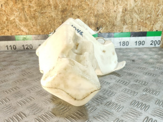 Бачок омывателя лобового стекла Mitsubishi Space star 1998-2004