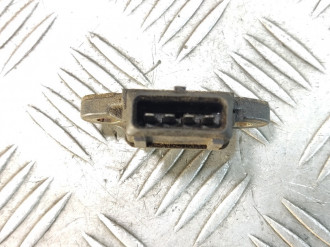 Коммутатор Mitsubishi Carisma 2000 2003