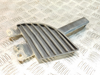 Решетка в бампер левая Mitsubishi Space star 1998-2004