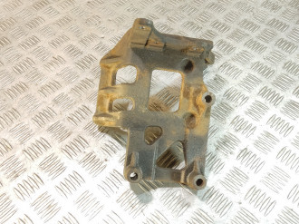Кронштейн компрессора кондиционера Mitsubishi Pajero 1991-1996