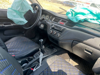 В разборе Mitsubishi Lancer 9