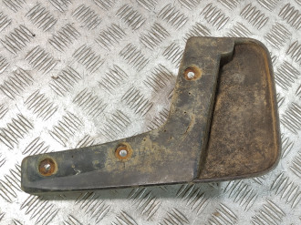 Брызговик правый передний Mitsubishi Lancer 9