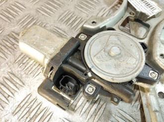 Стеклоподъемник задний левый Nissan Tiida c11