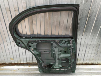 Дверь задняя левая Nissan Maxima a32