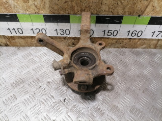 Кулак поворотный передний левый Nissan Almera N16