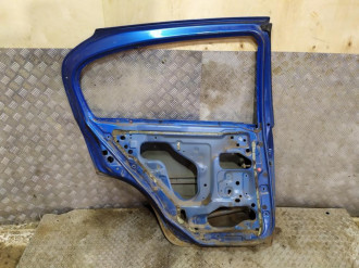 Дверь задняя левая Nissan Almera N16