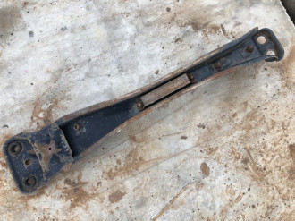 Балка подмоторная продольная Nissan Almera N16