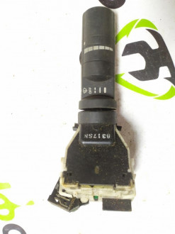 Переключатель подрулевой правый Nissan Navara d40