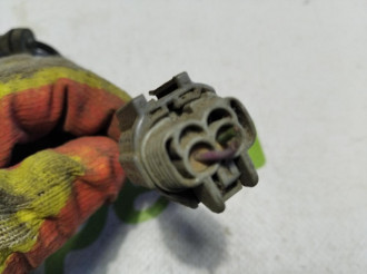 Датчик ABS задний правый Nissan Navara d40