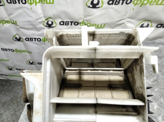 Корпус отопителя Nissan Almera N15