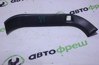 Обшивка багажника правая Nissan Almera N15