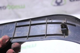 Обшивка багажника правая Nissan Almera N15