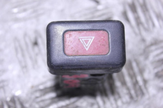 Кнопка аварийной сигнализации Nissan Almera N16