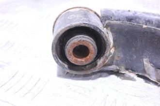 Рычаг передний верхний правый Nissan Navara d40