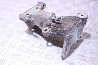 Кронштейн двигателя Nissan Teana j32