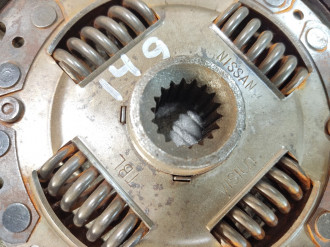 Диск сцепления Nissan Avenir 1995