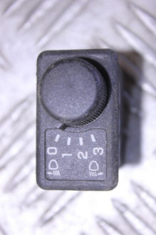 Кнопка регулировки фар Nissan Almera N16