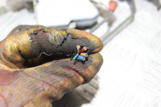 Замок двери задней правой Nissan Maxima a32