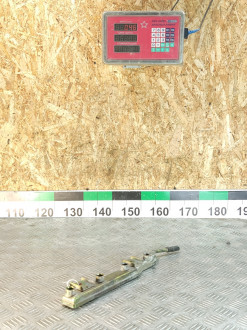 Рейка топливная рампа Nissan Almera Classic