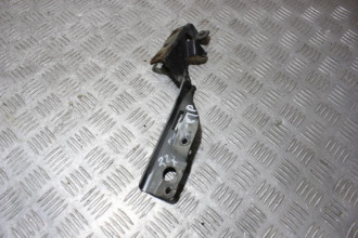 Петля капота правая Nissan Almera Classic