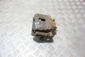 Суппорт передний правый Nissan Primera 1996 2002