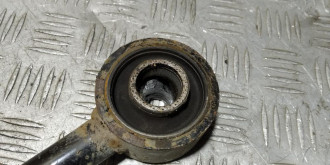 Рычаг задний поперечный правый Nissan Teana j32