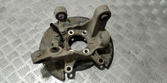 Кулак задний левый Nissan Teana j32