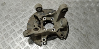 Кулак задний левый Nissan Teana j32