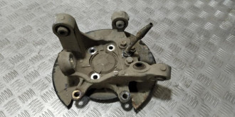 Кулак задний правый Nissan Teana j32