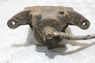 Суппорт передний правый Nissan Teana j32