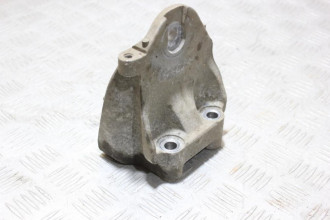 Кронштейн двигателя Nissan Teana j32