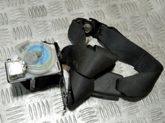 Ремень безопасности центральный задний Nissan Teana j32