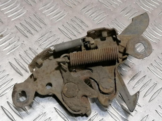 Замок капота Nissan Maxima a32