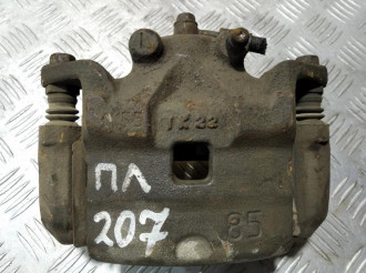 Суппорт передний левый Nissan Teana j32