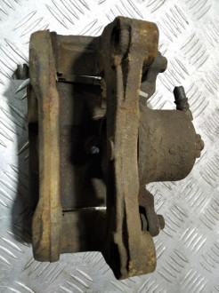 Суппорт передний левый Nissan Teana j32