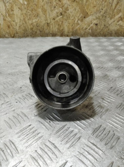 Кронштейн масляного фильтра Nissan Navara d40