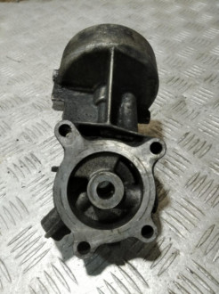 Кронштейн масляного фильтра Nissan Navara d40