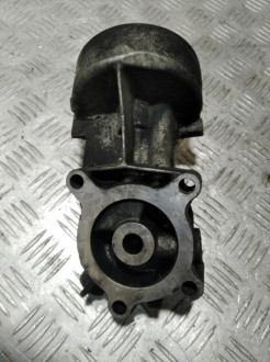 Кронштейн масляного фильтра Nissan Navara d40