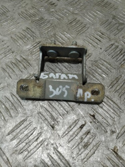 Петля багажника правая Nissan Almera N16