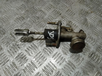 Цилиндр сцепления главный Nissan Almera N16