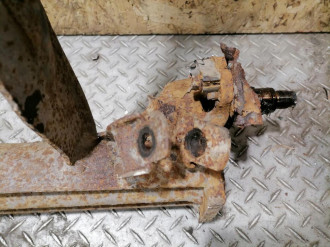 Балка задняя Nissan Almera N16