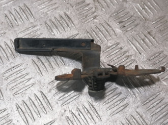 Ручка открывания лючка бензобака Nissan Avenir 1995