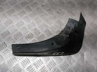 Брызговик левый передний Nissan Qashqai 2009