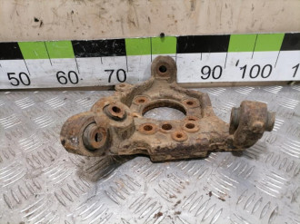 Кулак задний правый Nissan Murano z50