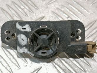 Динамик Nissan Almera N16