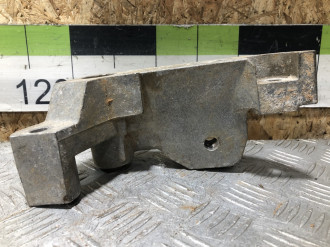 Кронштейн двигателя Nissan Tiida c11