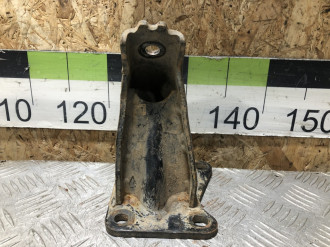 Кронштейн двигателя Nissan Navara d40