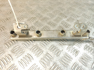 Рейка топливная рампа Nissan Tiida c11