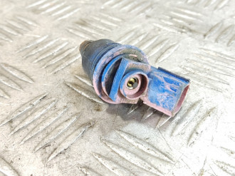 Форсунка двигателя Nissan Maxima a32